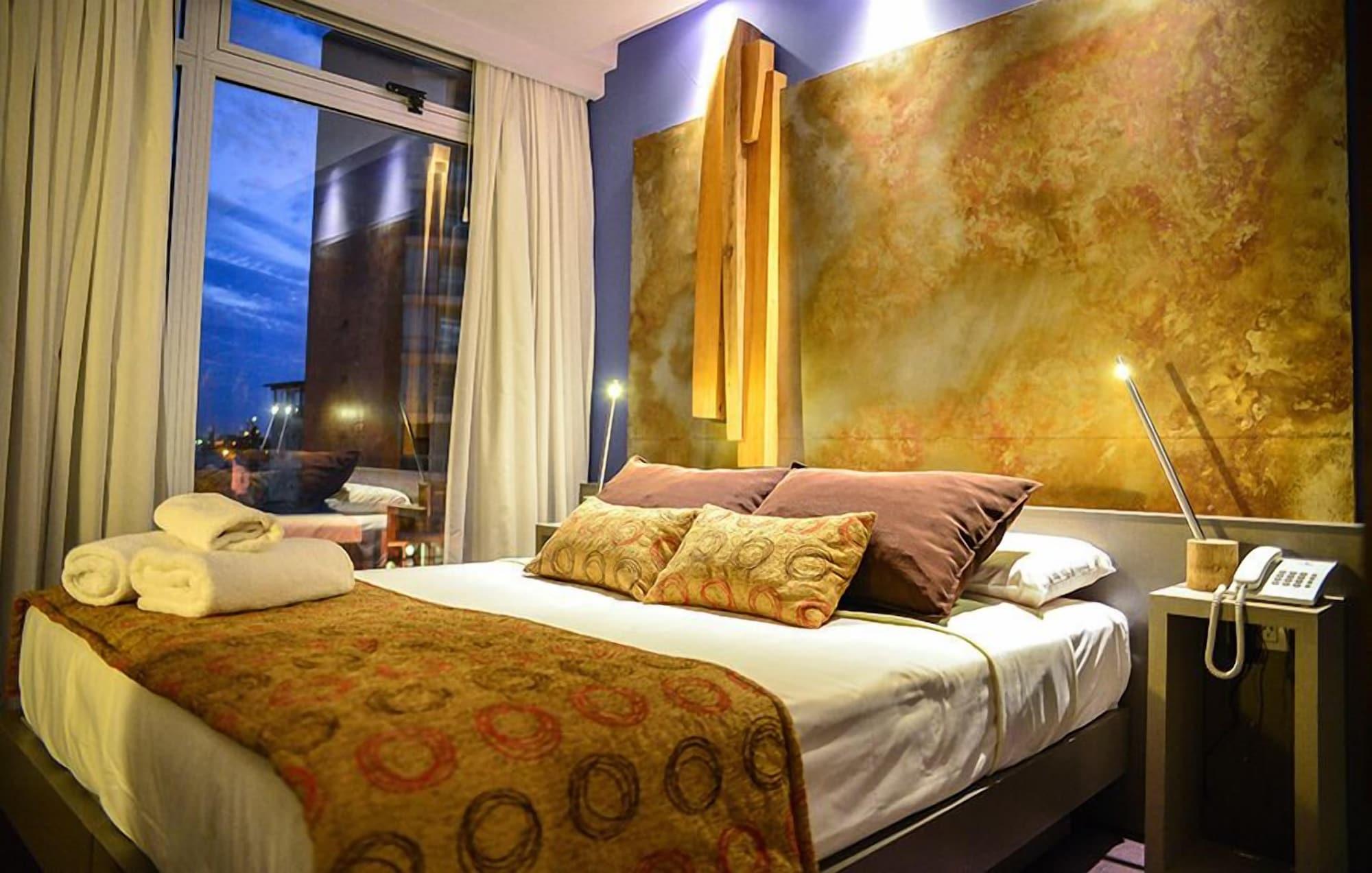 Ambit Boulevard Hotel Boutique Santa Fe Ngoại thất bức ảnh